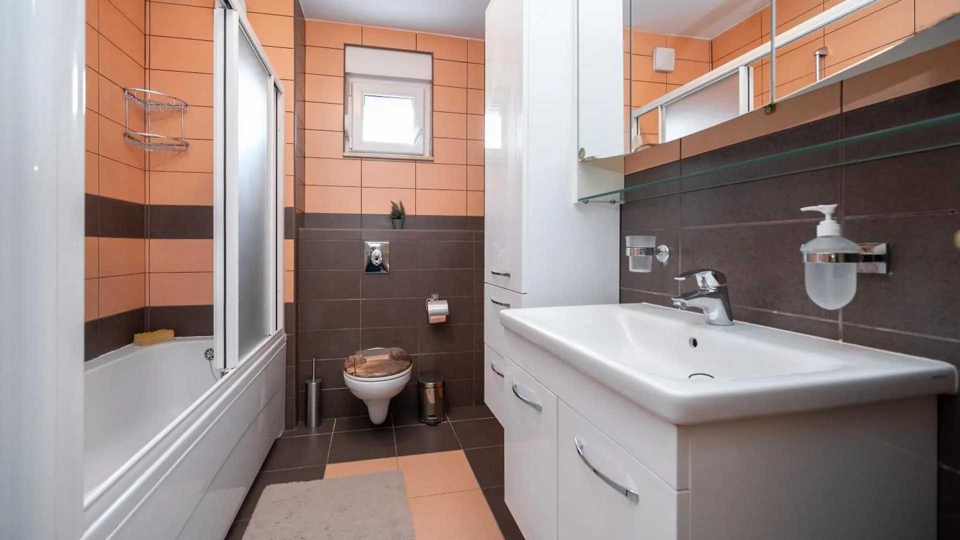 Apartment Znjan Split