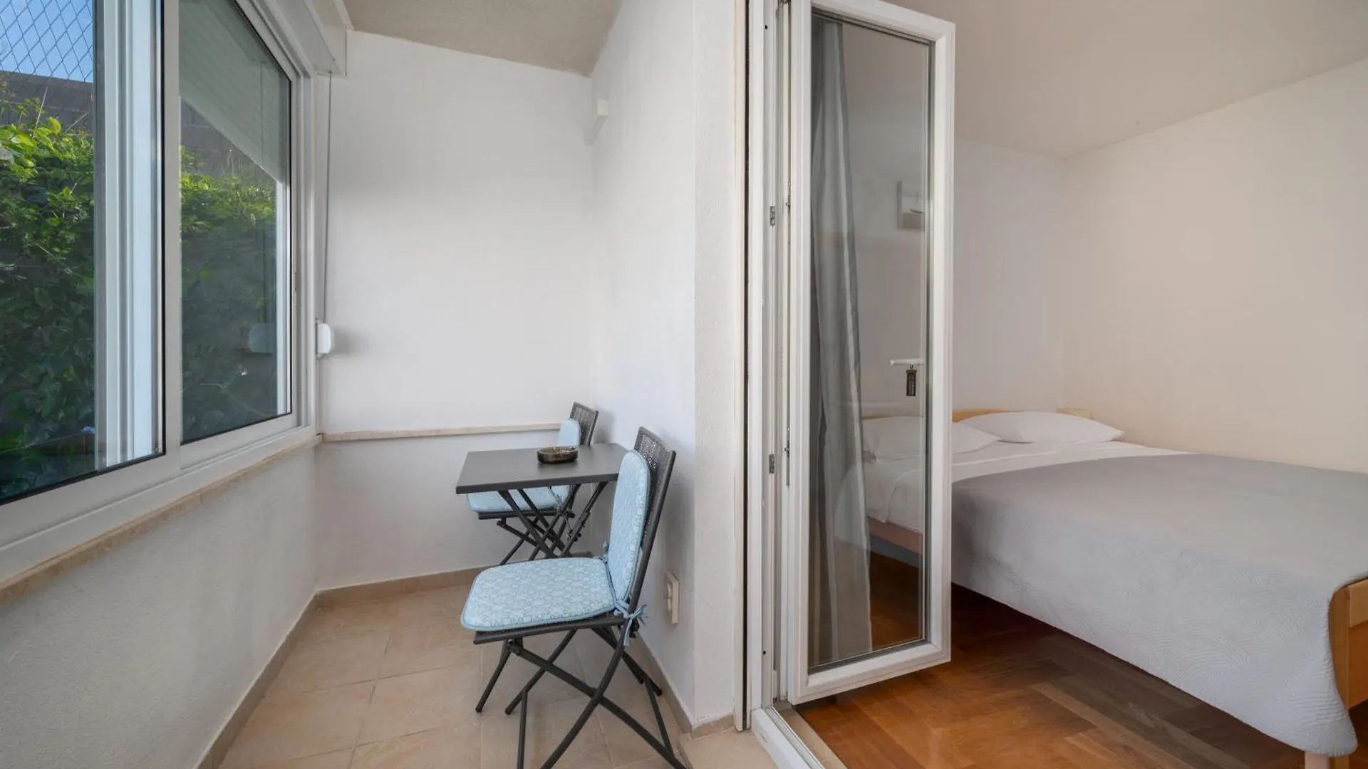 Apartment Znjan Split