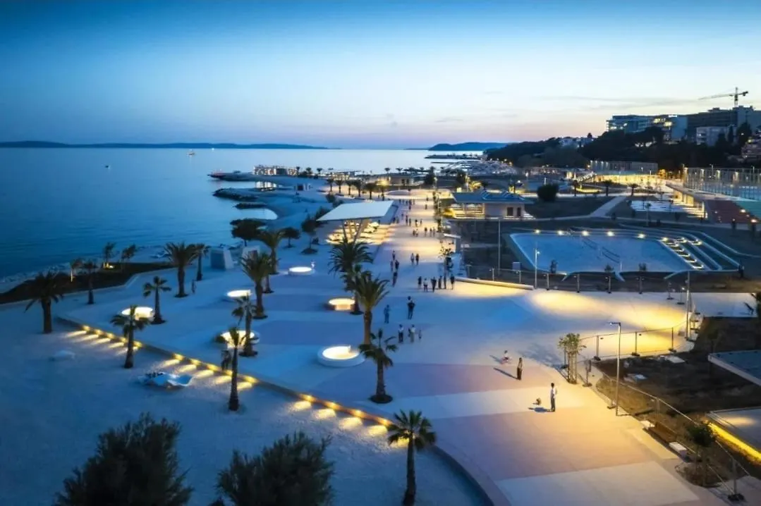 Apartment Znjan Split