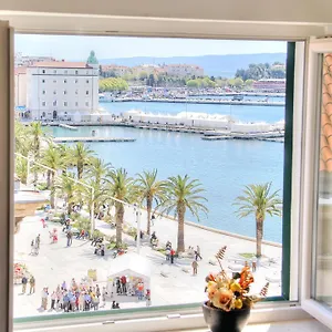 Apartament & Graso, Split